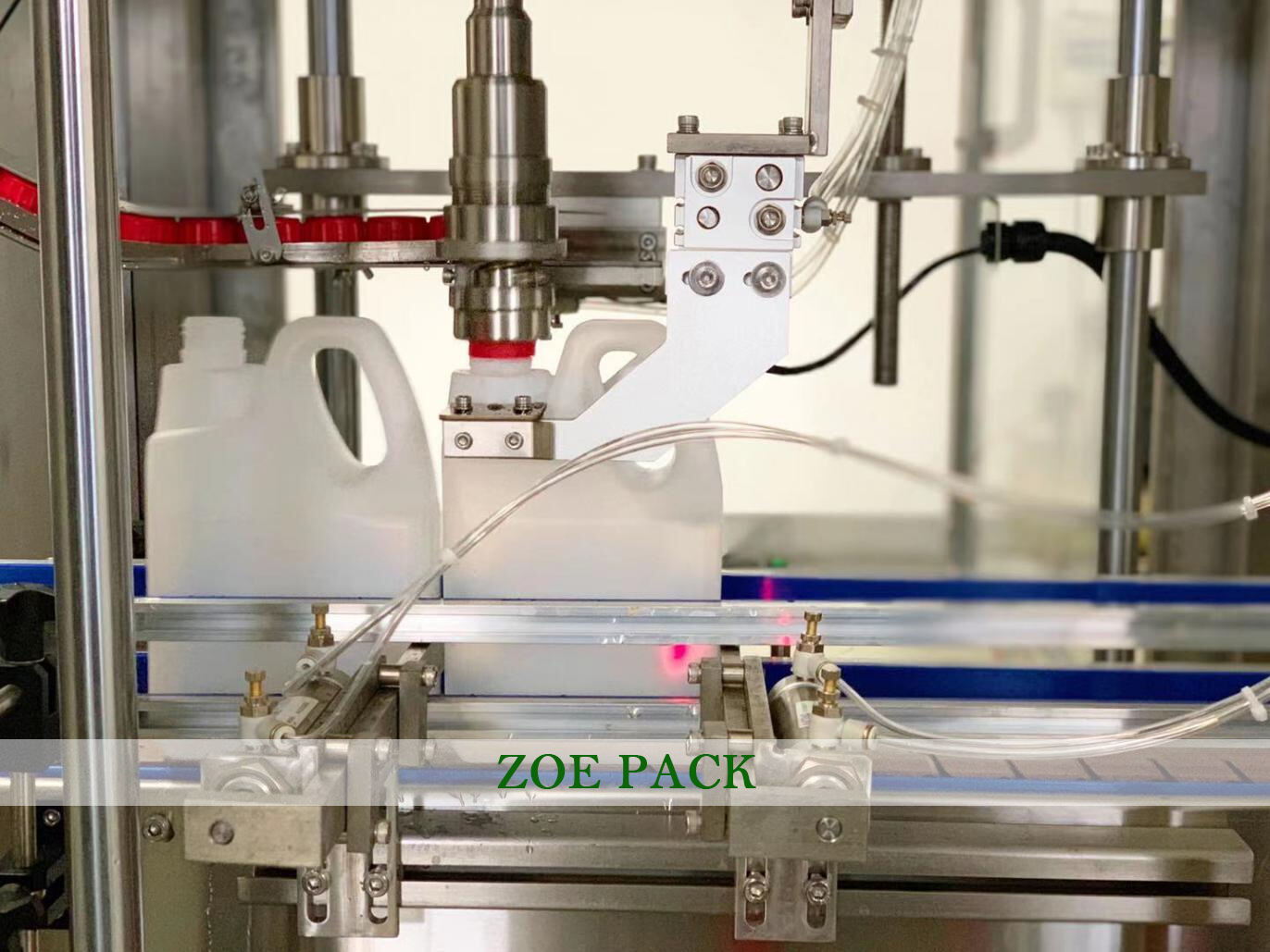 Automatic Servo Motor Control Bottle 20 L Barrel Motor Car Gear Lube Lubricant Grease Engine Oil Filling Machine manufacture